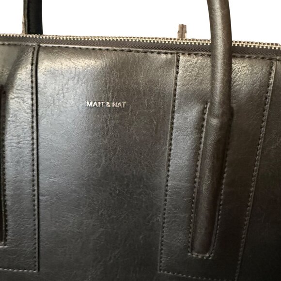 Matt & Nat Vegan Leather Black Tote Bag - Picture 3 of 10